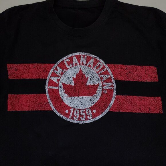 I am Canadian vintage style graphic T-shirt - Picture 3 of 3